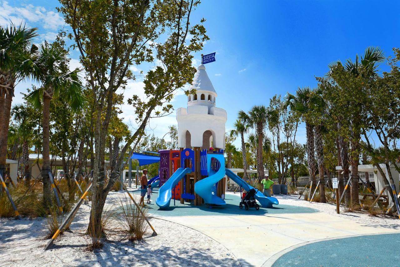 Canal 315 - Right In Siesta Key Village! Exterior photo